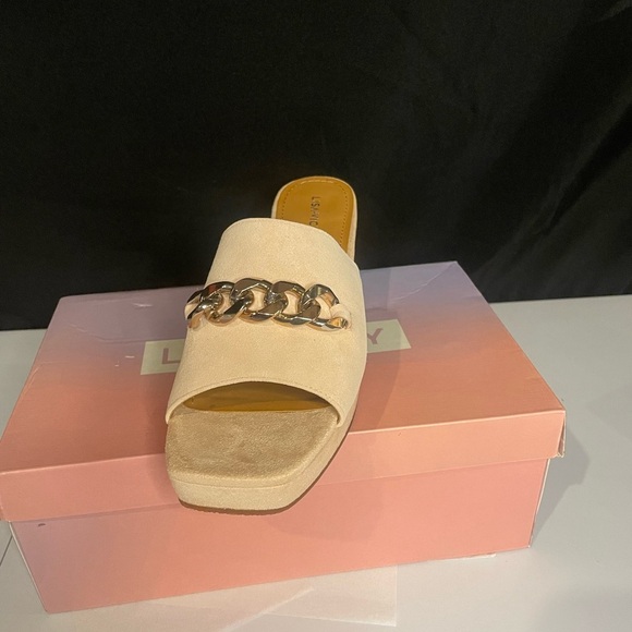 Lisa Vicky Magnetic 2C Women’s Cream Block Heel Sandals size 9.5 - Picture 3 of 6